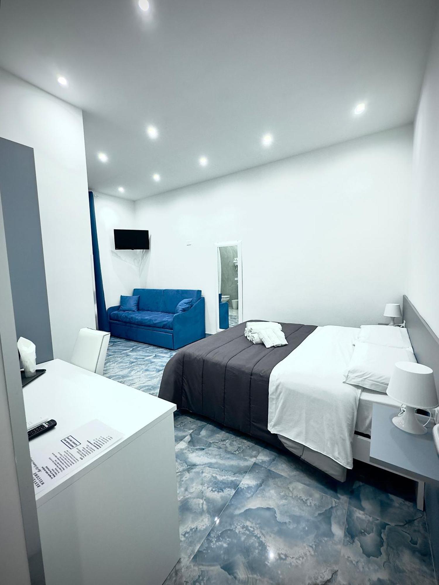 Marvit Central Luxury เนเปิลส์ ภายนอก รูปภาพ